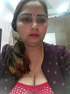 Snapshot of Dianaa9 chatting on February 11, 1:52 am Dianaa9 online show from February 11, 1:52 am