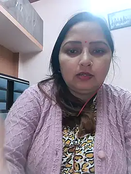 Snapshot of Dianaa9 chatting on February 13, 3:35 pm Dianaa9 online show from February 13, 3:35 pm