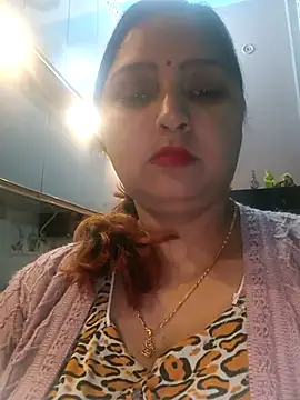 Snapshot of Dianaa9 chatting on February 14, 7:28 am Dianaa9 online show from February 14, 7:28 am