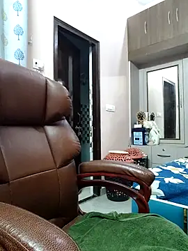 Snapshot of Dianaa9 chatting on September 18, 5:42 am Dianaa9 online show from September 18, 5:42 am