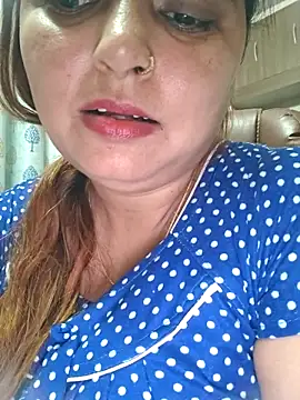Snapshot of Dianaa9 chatting on October 2, 4:30 am Dianaa9 online show from October 2, 4:30 am