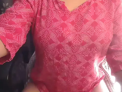 Cute Rosyy online show from June 16, 10:18 am