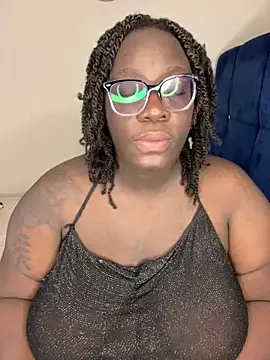 Toomuch Squirt online show from December 15, 4:40 am