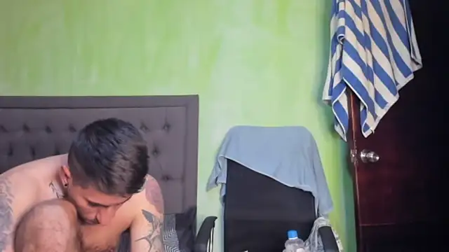 Snapshot of JasonGray96 chatting on September 28, 1:00 am JasonGray96 online show from September 28, 1:00 am