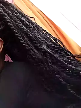 Snapshot of TheDoubleTrouble18xxx chatting on December 26, 11:21 am TheDoubleTrouble18xxx online show from December 26, 11:21 am