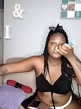 Snapshot of TheDoubleTrouble18xxx chatting on January 11, 7:27 pm TheDoubleTrouble18xxx online show from January 11, 7:27 pm