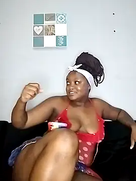 Snapshot of TheDoubleTrouble18xxx chatting on February 15, 7:06 pm TheDoubleTrouble18xxx online show from February 15, 7:06 pm