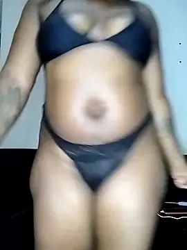 Snapshot of TheDoubleTrouble18xxx chatting on March 10, 6:01 pm TheDoubleTrouble18xxx online show from March 10, 6:01 pm