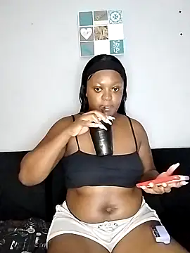 Snapshot of TheDoubleTrouble18xxx chatting on March 12, 8:20 pm TheDoubleTrouble18xxx online show from March 12, 8:20 pm