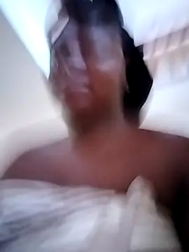 Snapshot of TheDoubleTrouble18xxx chatting on October 16, 9:21 am TheDoubleTrouble18xxx online show from October 16, 9:21 am