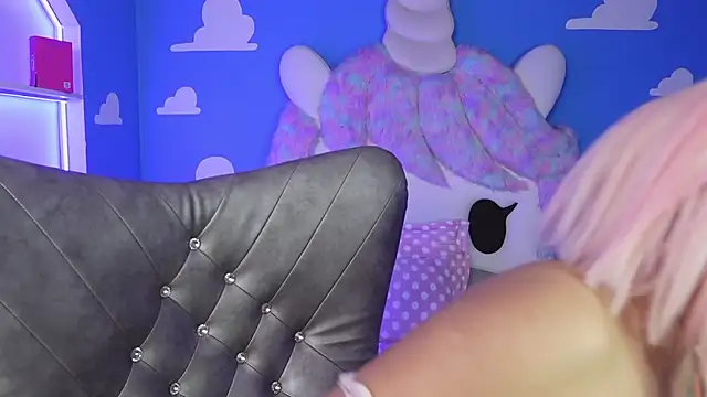 miss keisi online show from March 25, 6:03 pm