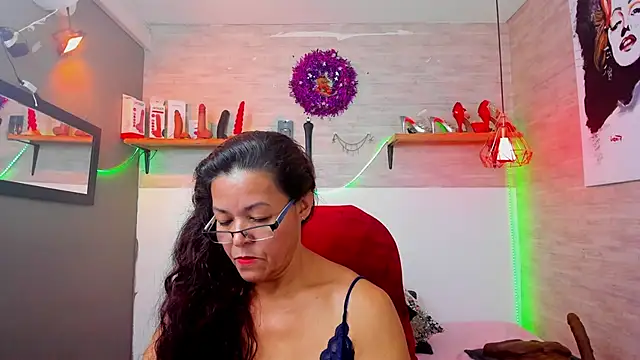 MaturePure online show from December 20, 10:28 pm