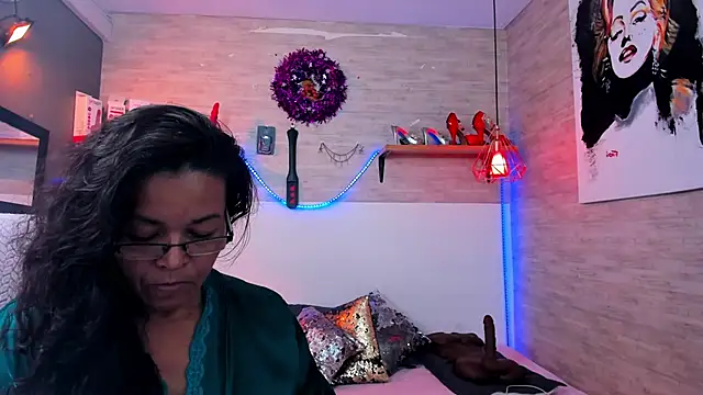 MaturePure online show from December 21, 6:15 pm