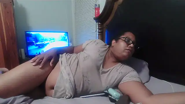 ebonyred online show from July 6, 3:03 am