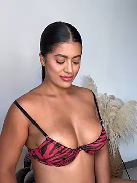 MelissaWaltton online show from February 10, 9:04 pm