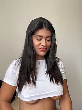 MelissaWaltton online show from February 18, 8:25 pm