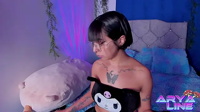 arysUwU online show from March 21, 5:32 am