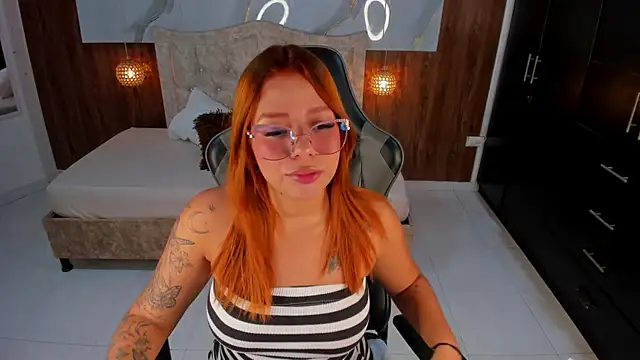 mia 18v online show from February 10, 8:02 pm