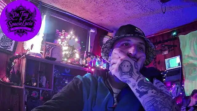 tayshie online show from December 27, 7:35 pm