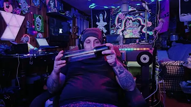 tayshie online show from February 13, 9:11 pm