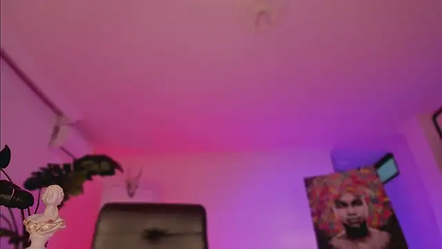 Snapshot of Taylor__foxxx chatting on January 14, 4:15 am Taylor foxxx online show from January 14, 4:15 am