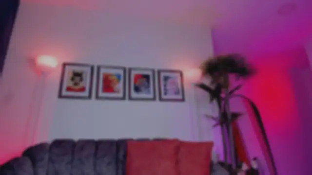 Snapshot of Taylor__foxxx chatting on October 11, 3:39 am Taylor foxxx online show from October 11, 3:39 am