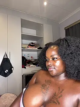 Honeycoco0211 online show from March 20, 8:46 pm