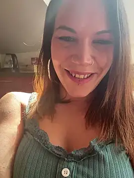 Lady Knaller online show from March 8, 11:37 am