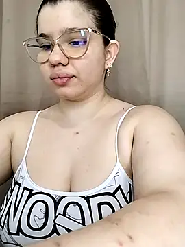 Danzel1105 online show from November 7, 6:52 pm