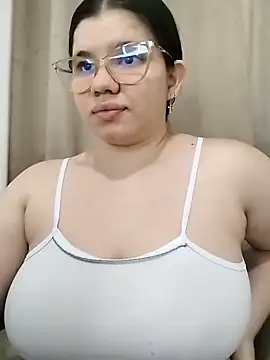 Danzel1105 online show from February 18, 11:01 pm