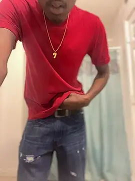 Snapshot of chocolatemeatstick25 chatting on February 20, 12:41 am chocolatemeatstick25 online show from February 20, 12:41 am