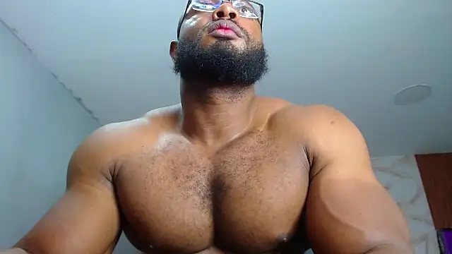 Snapshot of George_Dominator chatting on March 6, 11:42 pm George Dominator online show from March 6, 11:42 pm