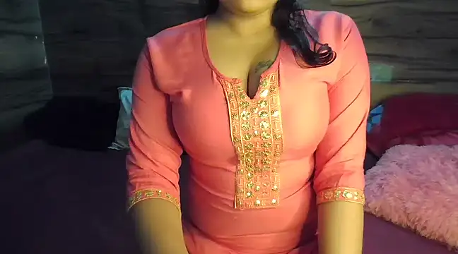 Trezza online show from February 8, 6:01 pm