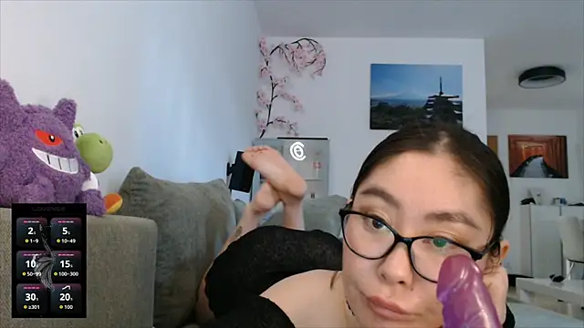 Kunimitsuu  online show from October 15, 12:05 pm