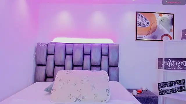 martina mancini online show from February 1, 12:26 pm