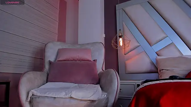 Janna Rousse  online show from September 13, 2:17 pm