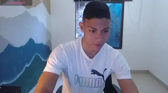 Snapshot of aalan_foxter chatting on January 30, 12:16 pm aalan foxter online show from January 30, 12:16 pm