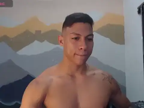 Snapshot of aalan_foxter chatting on February 10, 5:14 am aalan foxter online show from February 10, 5:14 am