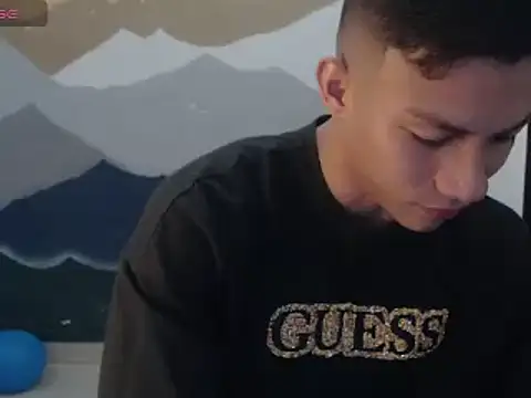 Snapshot of aalan_foxter chatting on February 10, 11:45 pm aalan foxter online show from February 10, 11:45 pm