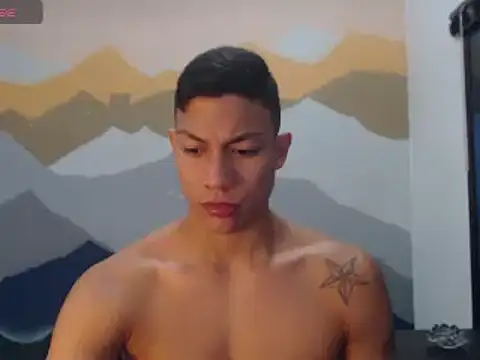 Snapshot of aalan_foxter chatting on February 14, 2:50 am aalan foxter online show from February 14, 2:50 am