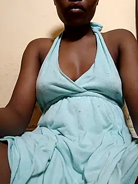 petite babe online show from February 8, 10:02 pm