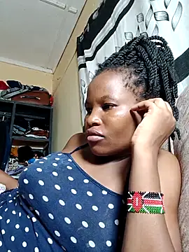 petite babe online show from March 31, 3:52 am