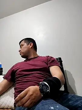 Potro23hotzen online show from November 7, 7:25 pm