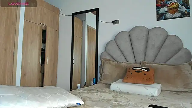 manucute 23  online show from February 9, 4:00 pm