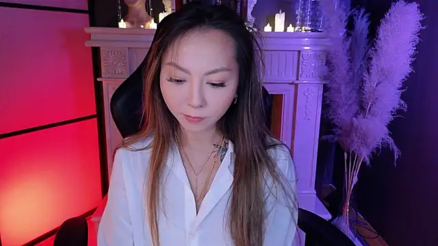 im casey online show from February 28, 12:50 pm