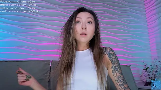 im casey online show from April 16, 7:31 am