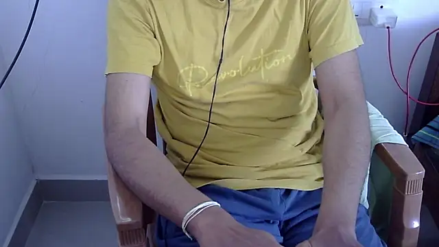 The SHY uncut online show from May 12, 3:47 am