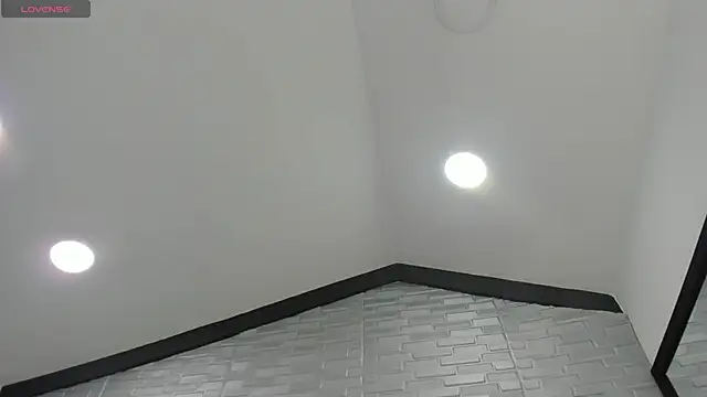 Oriana Guzman online show from March 3, 5:50 pm