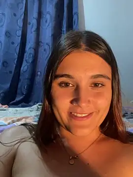 Magic-Smilee online show from December 17, 3:28 am