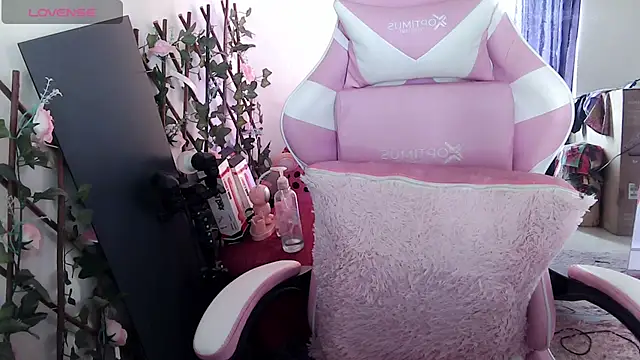 Magic-Smilee online show from April 13, 3:17 pm